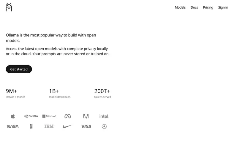 Screenshot of the Ollama homepage